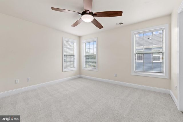 4521 SCARLET OAK LN, Baltimore, MD 21229