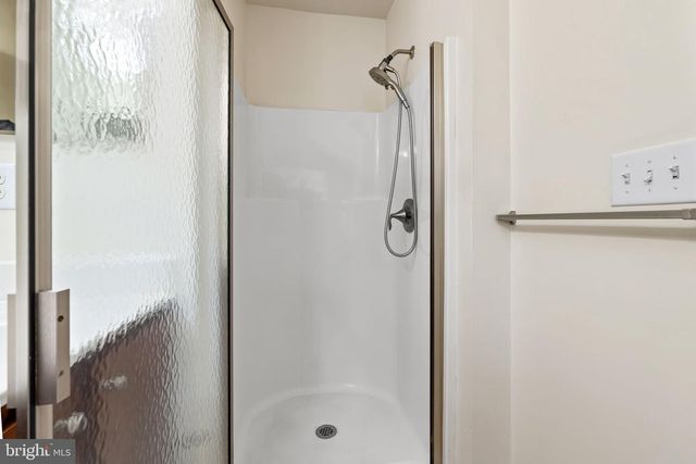 4521 SCARLET OAK LN, Baltimore, MD 21229