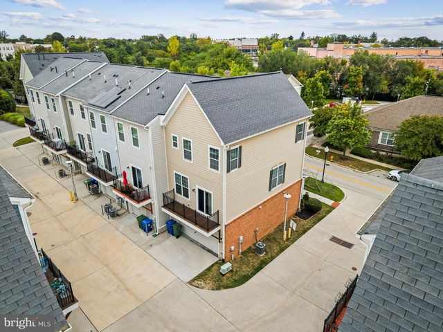 4521 SCARLET OAK LN, Baltimore, MD 21229