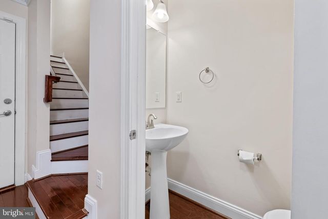 4521 SCARLET OAK LN, Baltimore, MD 21229