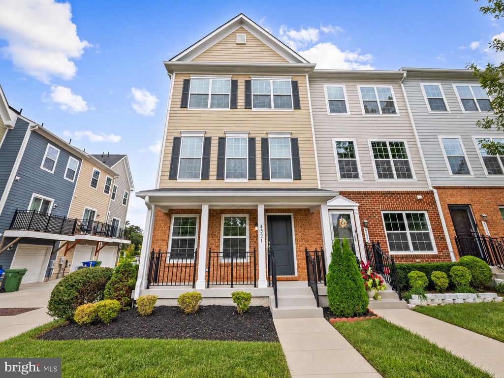 4521 SCARLET OAK LN, Baltimore, MD 21229