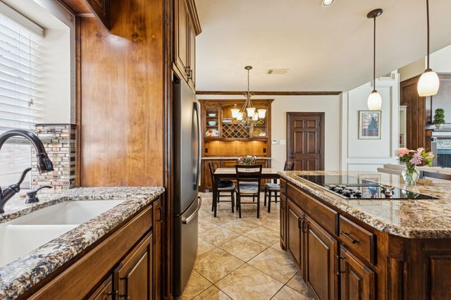 18016 Benchmark Drive, Dallas, TX 75252