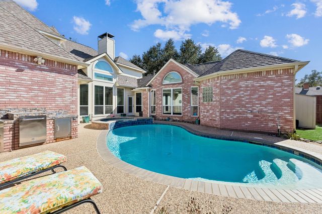 18016 Benchmark Drive, Dallas, TX 75252