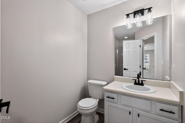 1600 Oakland Hills Way, Raleigh, NC 27604