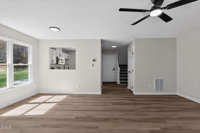 1600 Oakland Hills Way, Raleigh, NC 27604