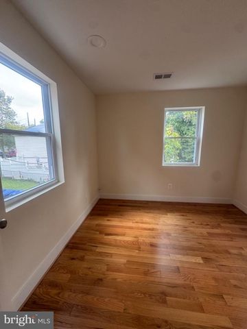 847 48TH ST NE, Washington, DC 20019