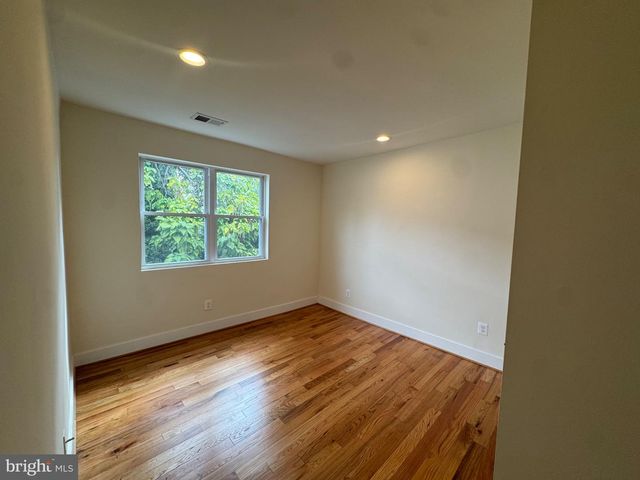 847 48TH ST NE, Washington, DC 20019