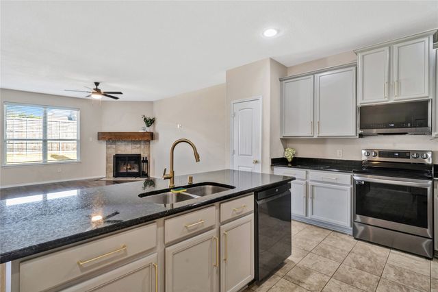 1725 Oak Glen Drive, Wylie, TX 75098