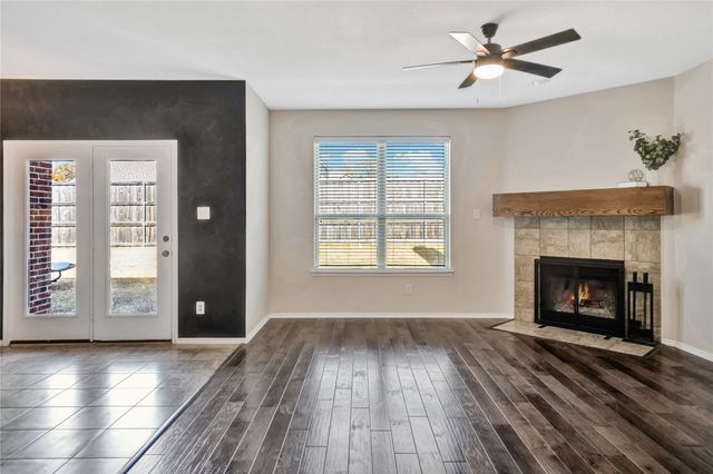 1725 Oak Glen Drive, Wylie, TX 75098