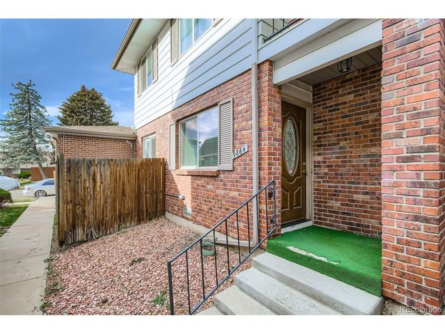 9864 Orangewood Dr, Thornton, CO 80260