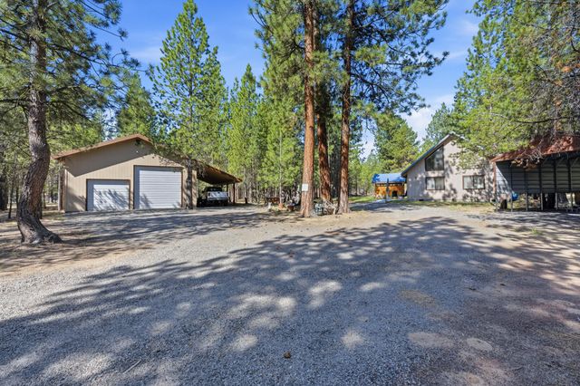 52035 Noble Fir, La Pine, OR 97739