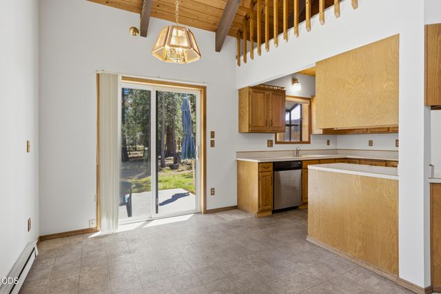 52035 Noble Fir, La Pine, OR 97739