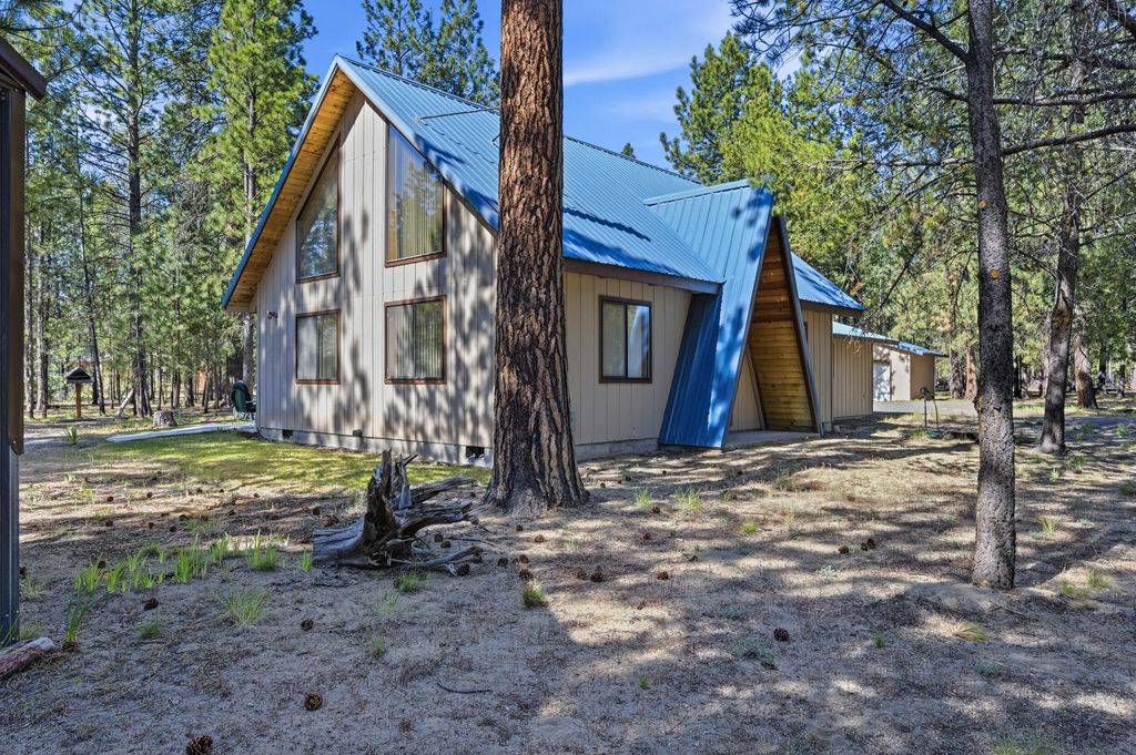 52035 Noble Fir, La Pine, OR 97739