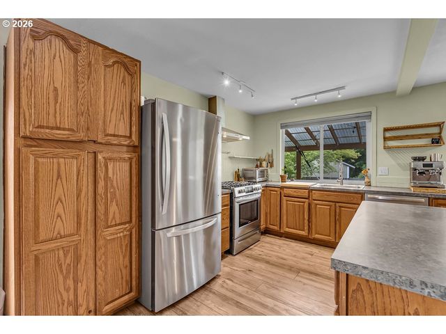 4895 Sw 189TH Ct, Beaverton, OR 97078