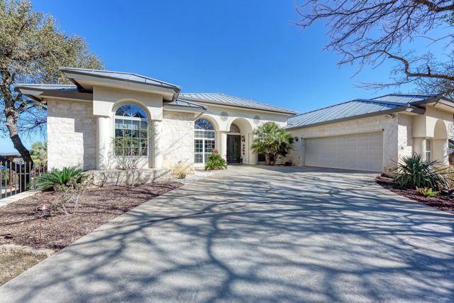 303 Left LN, Horseshoe Bay, TX 78657