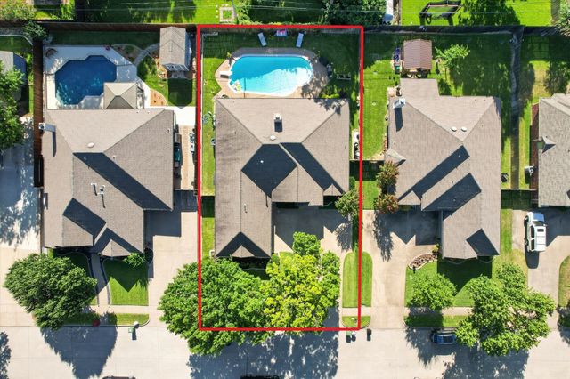 7312 Cottonwood Court, North Richland Hills, TX 76182
