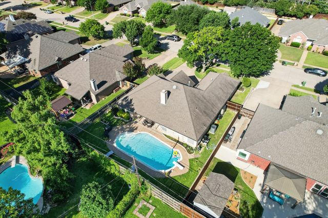 7312 Cottonwood Court, North Richland Hills, TX 76182