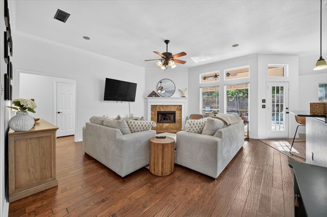 7312 Cottonwood Court, North Richland Hills, TX 76182