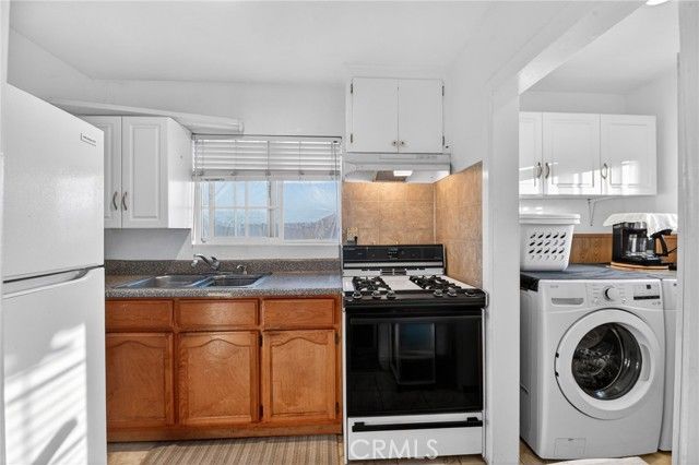 1724 W Delvale, West Covina, CA 91790