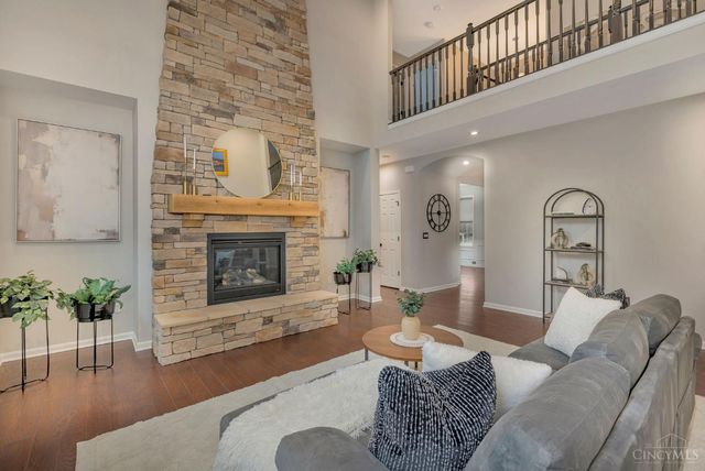 5671 Ferdinand Drive, West Chester, OH 45069