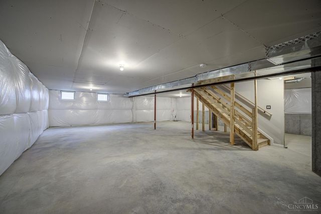 5671 Ferdinand Drive, West Chester, OH 45069