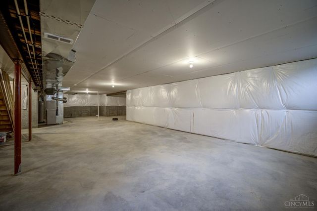 5671 Ferdinand Drive, West Chester, OH 45069