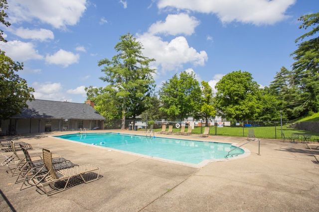 5510 Country Dr Apt 71, Nashville, TN 37211