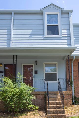 5510 Country Dr Apt 71, Nashville, TN 37211