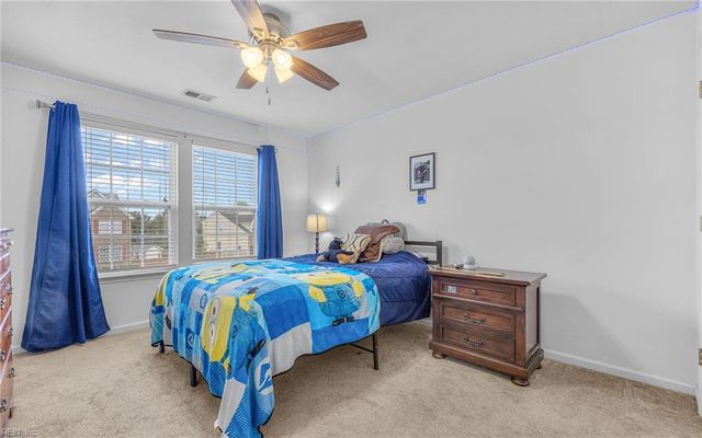 2219 Angler LN, Chesapeake, VA 23323