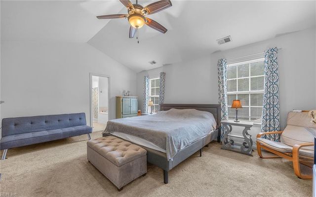 2219 Angler LN, Chesapeake, VA 23323