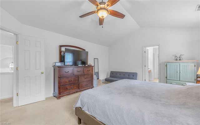 2219 Angler LN, Chesapeake, VA 23323