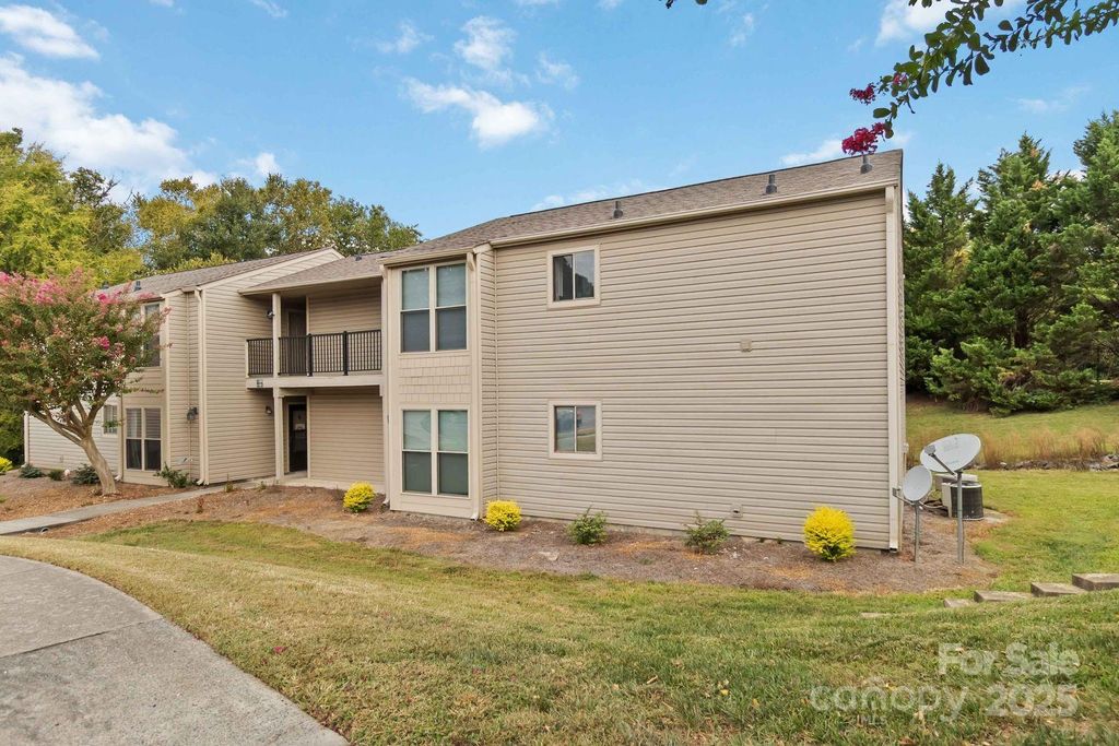 11001 Running Ridge Road, Charlotte, NC 28226