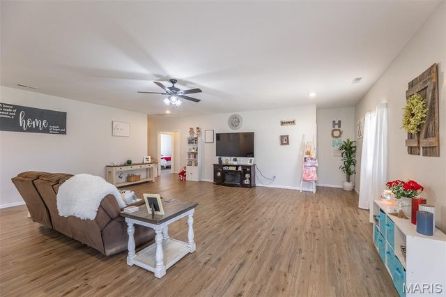 220 Ripley 160E-8, Doniphan, MO 63935