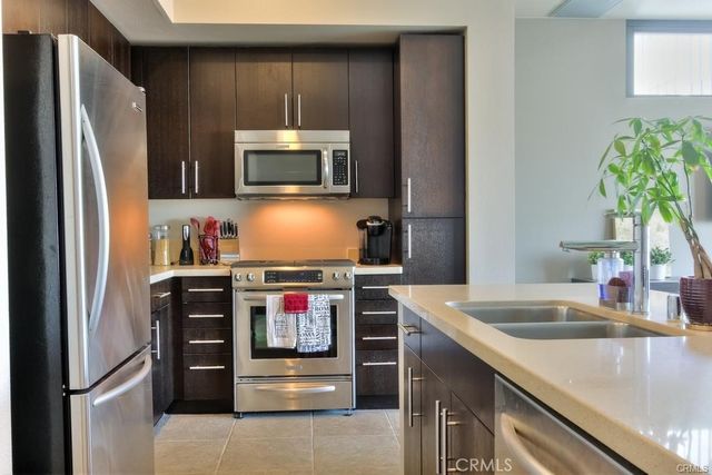 133 The Promenade N 534, Long Beach, CA 90802