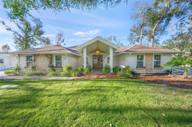 9003 63RD AVENUE DRIVE E, Bradenton, FL 34202