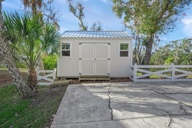 9003 63RD AVENUE DRIVE E, Bradenton, FL 34202