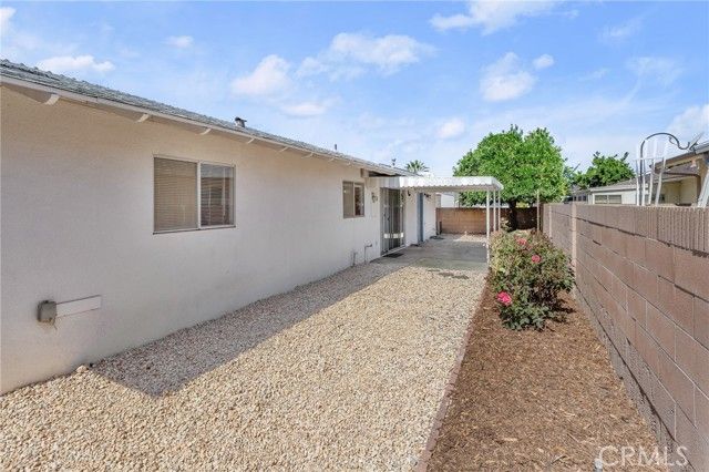 1560 Sandlewood Drive, Hemet, CA 92543