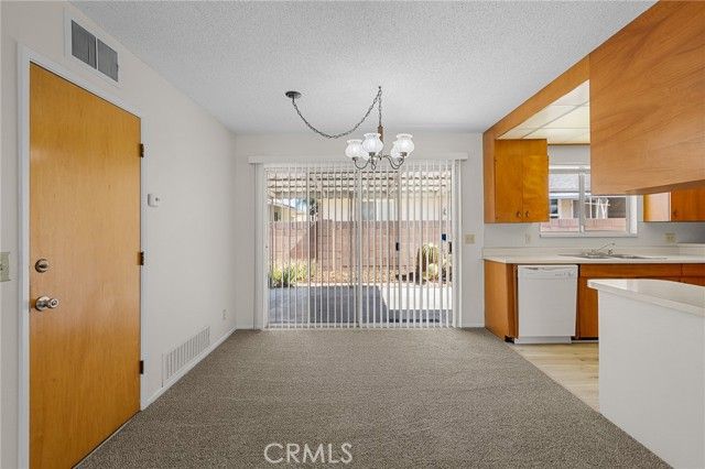 1560 Sandlewood Drive, Hemet, CA 92543