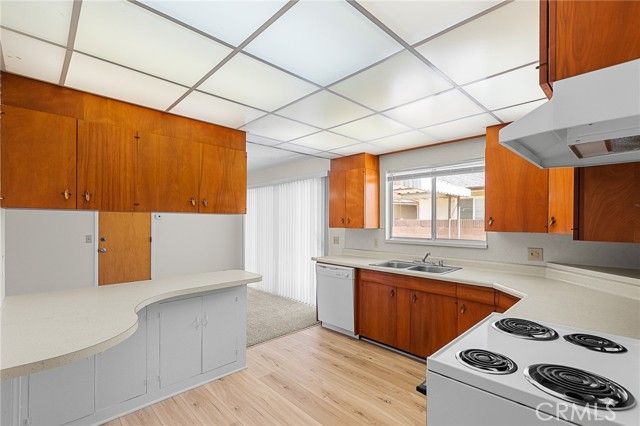 1560 Sandlewood Drive, Hemet, CA 92543