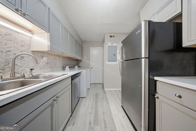 4701 Flat Shoals Road 44-C, Union City, GA 30291