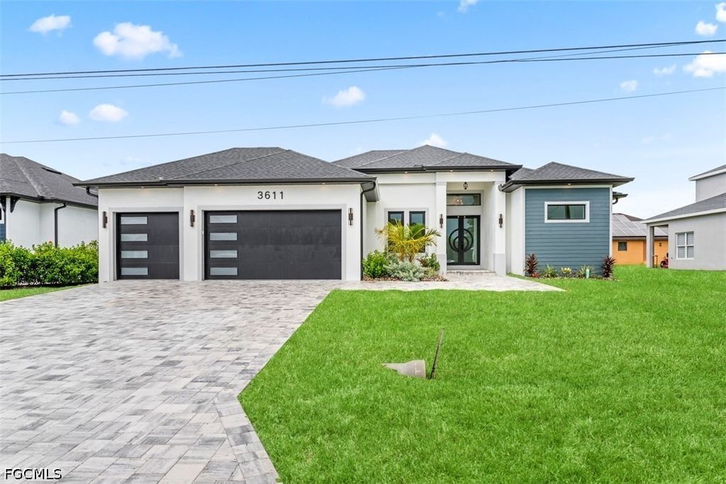 3611 SW 4th LN, Cape Coral, FL 33991