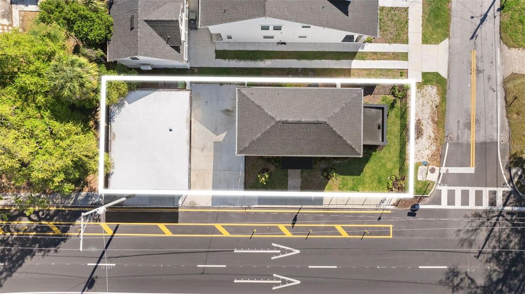 Image 33 of property listing at 4501 N HIGHLAND AVENUE, Tampa, FL 33603