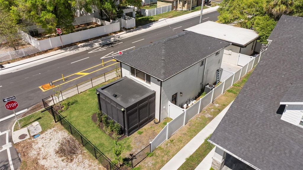 Image 37 of property listing at 4501 N HIGHLAND AVENUE, Tampa, FL 33603
