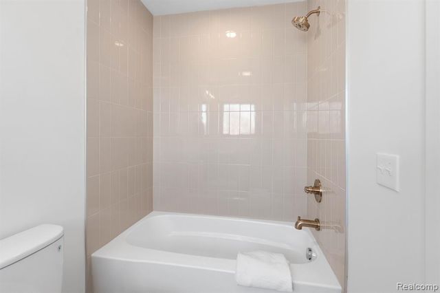 1703 Pallister 30, Detroit, MI 48206