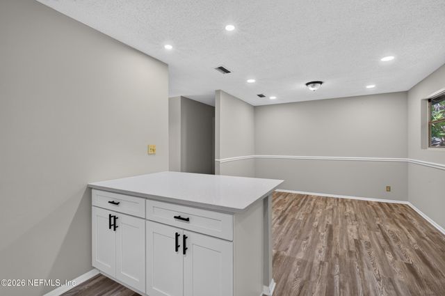 417 S PINE Avenue, Green Cove Springs, FL 32043