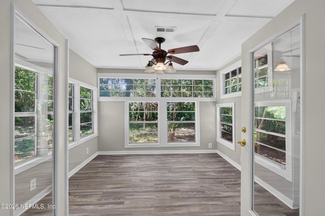 417 S PINE Avenue, Green Cove Springs, FL 32043