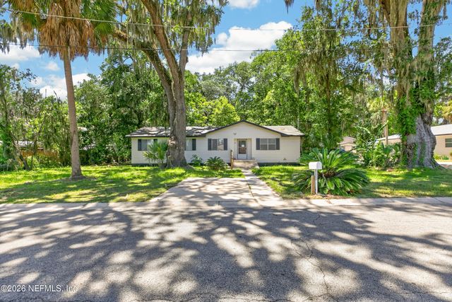 417 S PINE Avenue, Green Cove Springs, FL 32043