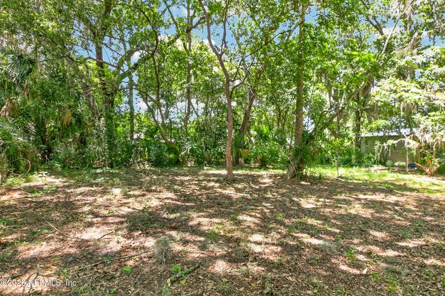 417 S PINE Avenue, Green Cove Springs, FL 32043