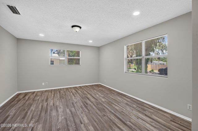 417 S PINE Avenue, Green Cove Springs, FL 32043