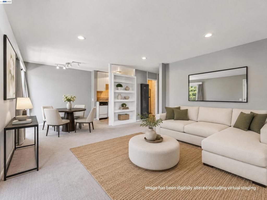 Image 12 of property listing at 2133 Donald Dr 18, Moraga, CA 94556